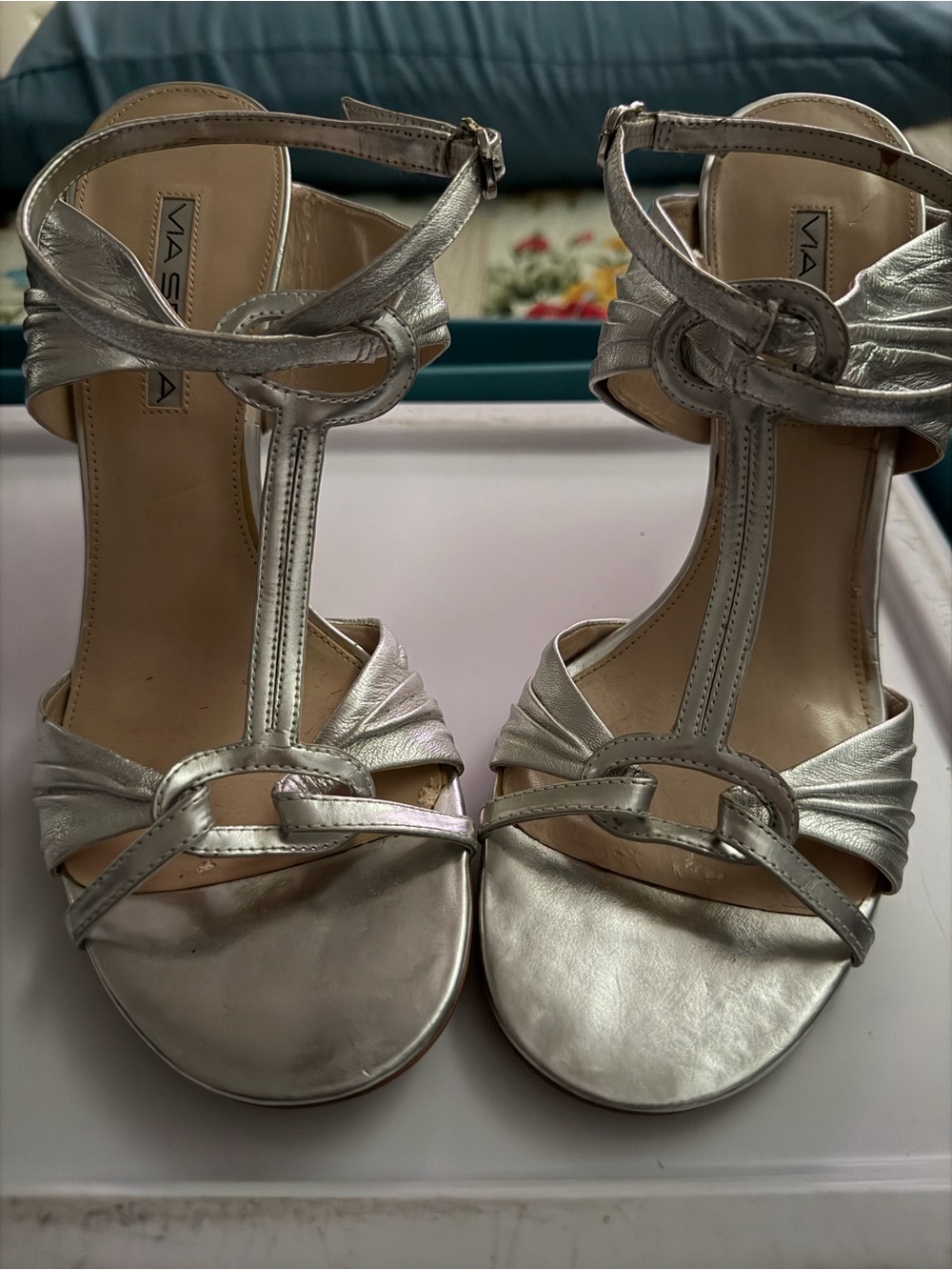 Via Spiga Silver T-Strap Open-Toe Heels
